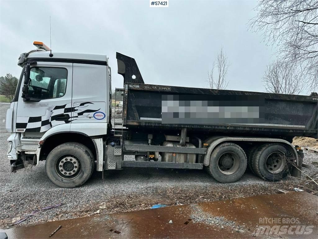 Mercedes-Benz Arocs شاحنات قلابة