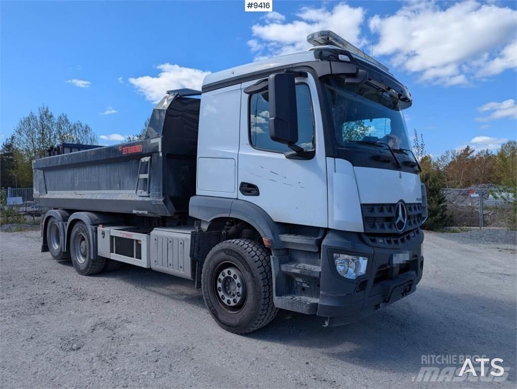 Mercedes-Benz Arocs شاحنات قلابة