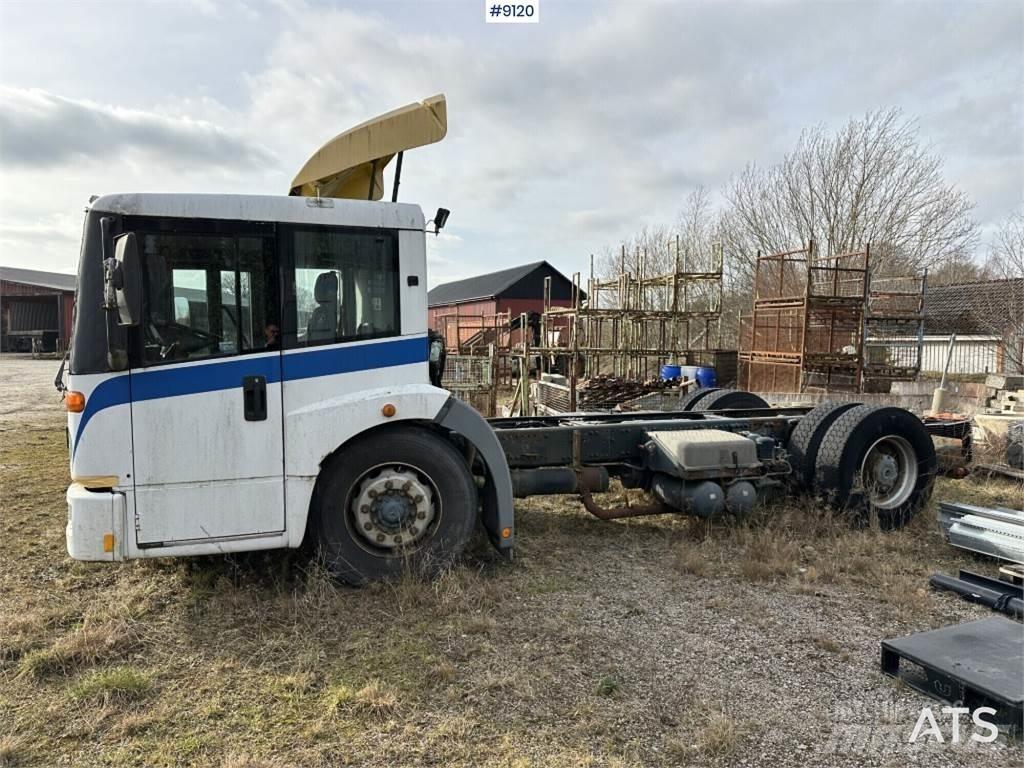 Mercedes-Benz Econic شاحنات بمقصورة وهيكل