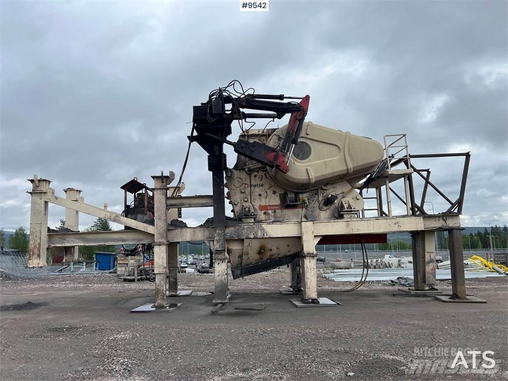 Metso C130 جراشات