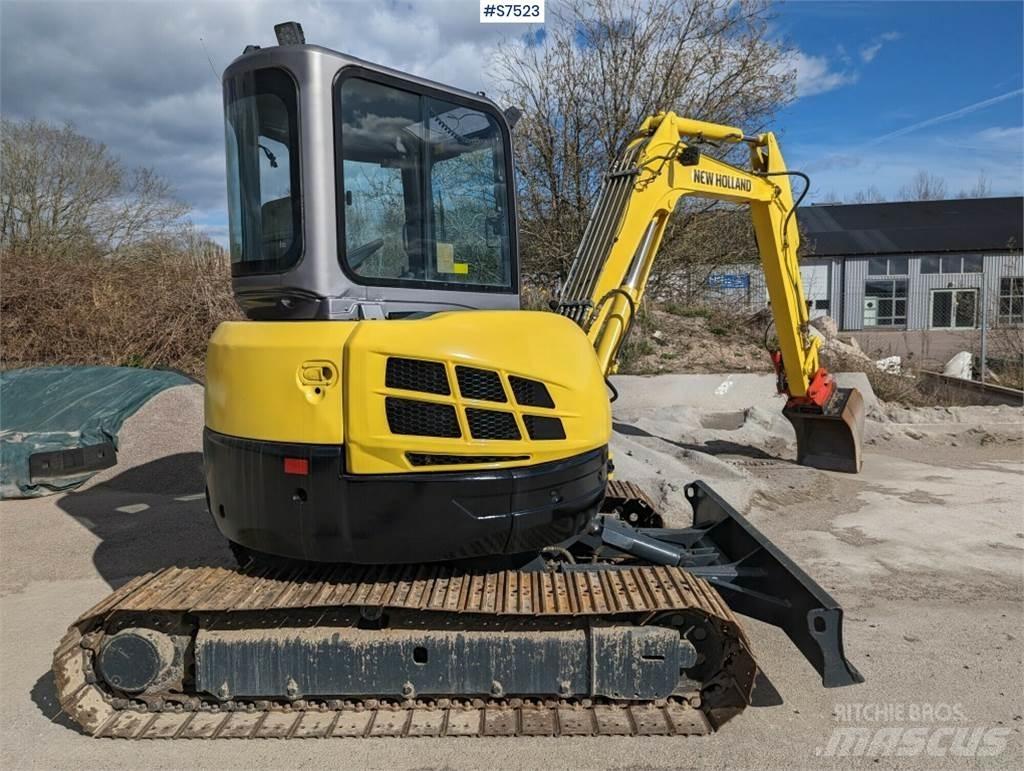 New Holland E502C حفارات صغيرة أقل من 7 طن (حفارات صغيرة)
