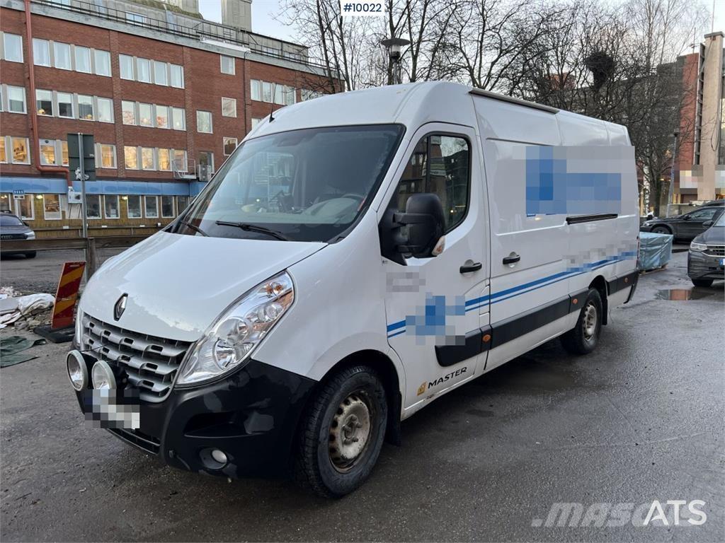 Renault Master شاحنات ذات هيكل صندوقي