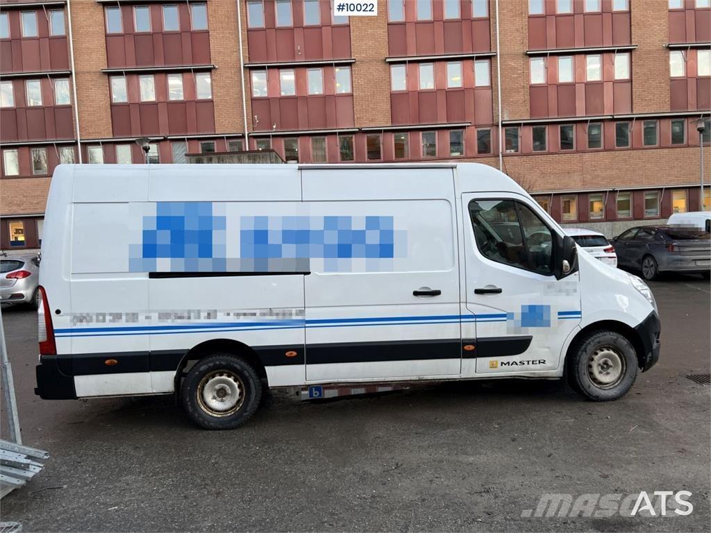Renault Master شاحنات ذات هيكل صندوقي