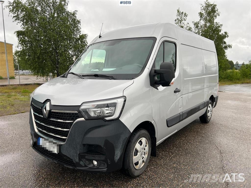 Renault Master شاحنات ذات هيكل صندوقي