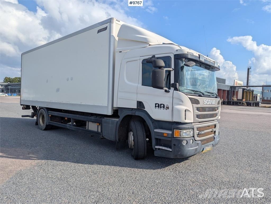 Scania P320 شاحنات ذات هيكل صندوقي