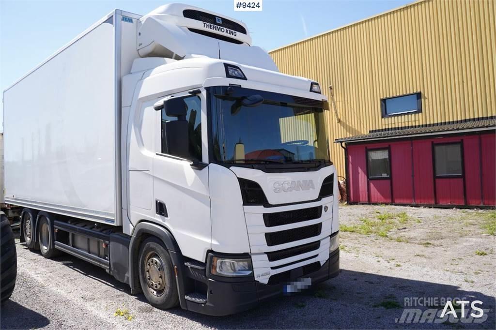 Scania R450 حاويات تبريد