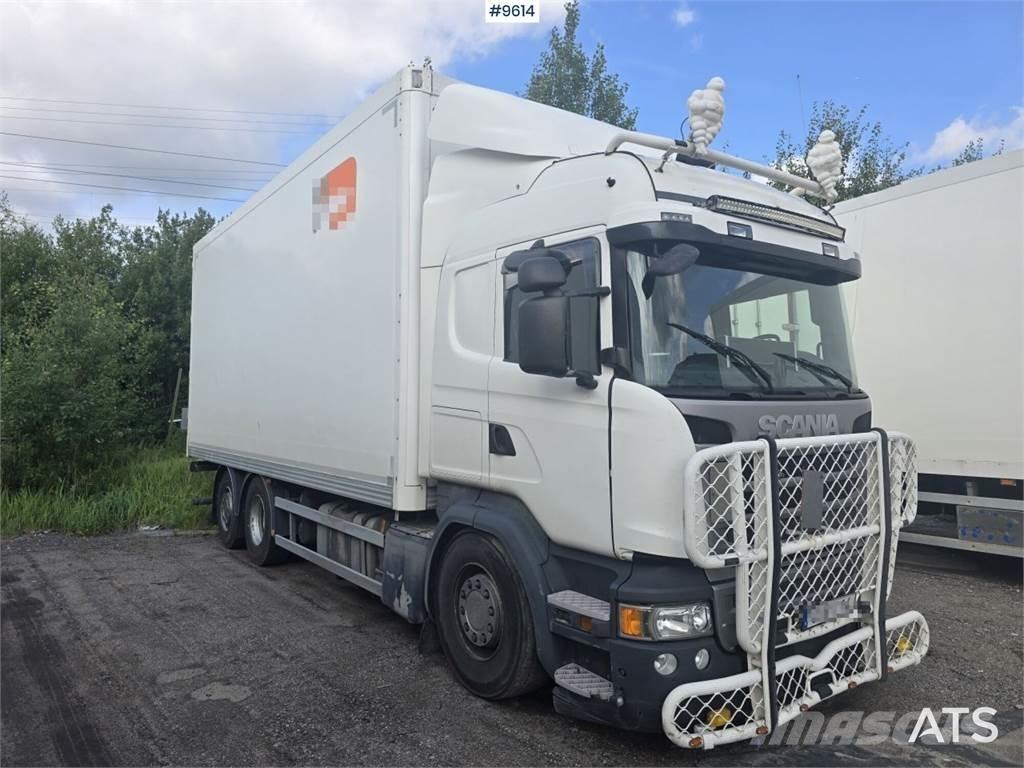 Scania R490 شاحنات ذات هيكل صندوقي