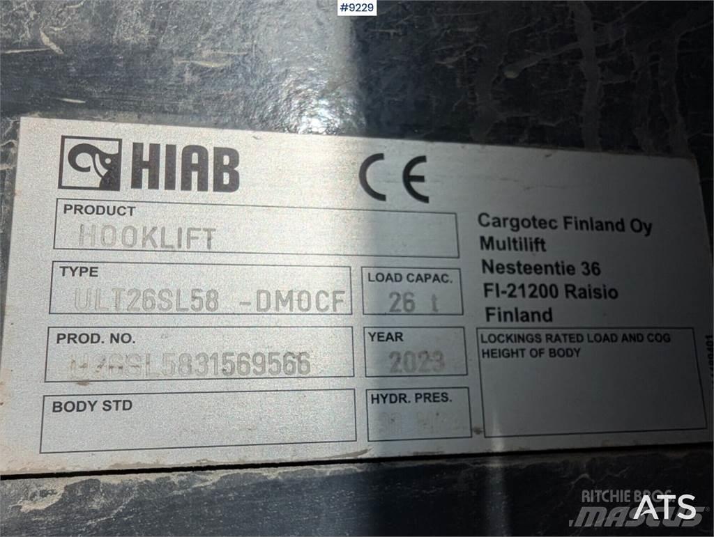 Scania R560B8X4*4NB شاحنات الرافعات الخطافية
