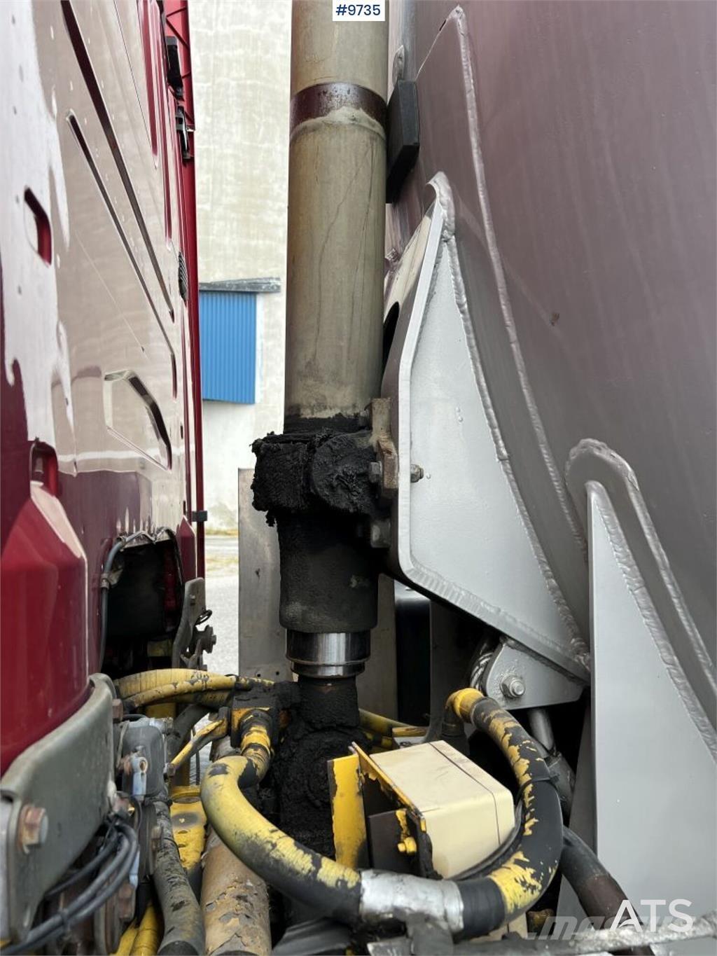 Scania R730 شاحنات ذات صهاريج