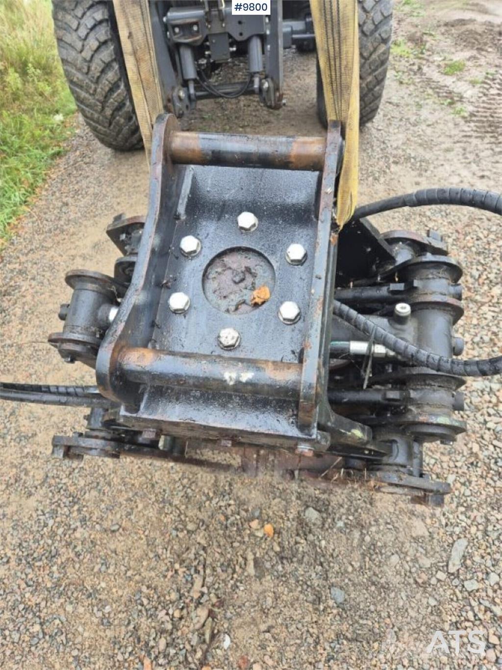 SE Equipment SES 20 جرافات عكسية