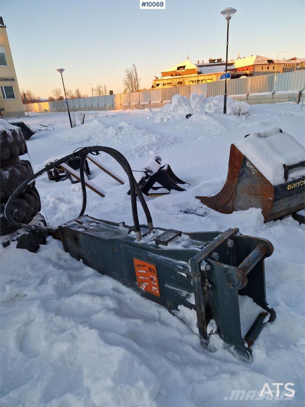 SMC Hydraulic Hammer مطارق / كسارات