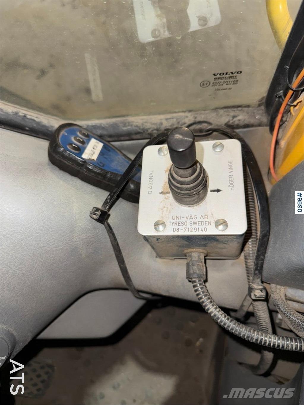 Uni-väg UV-280 محاريث