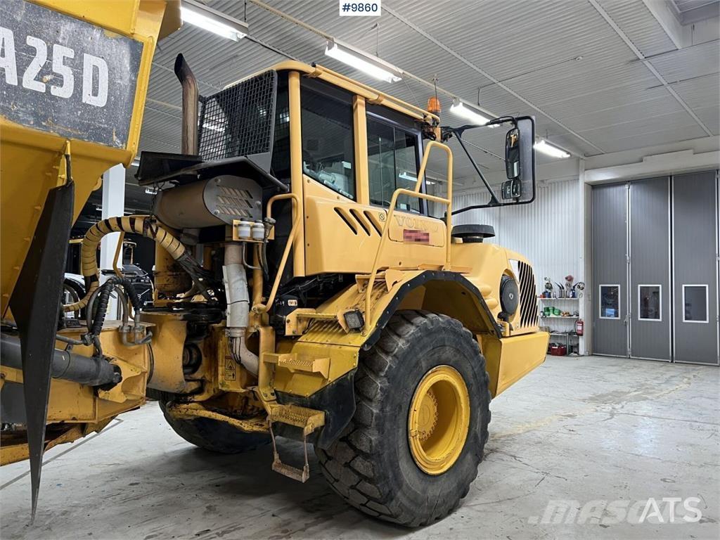 Volvo A25D ساحبات مفصلية