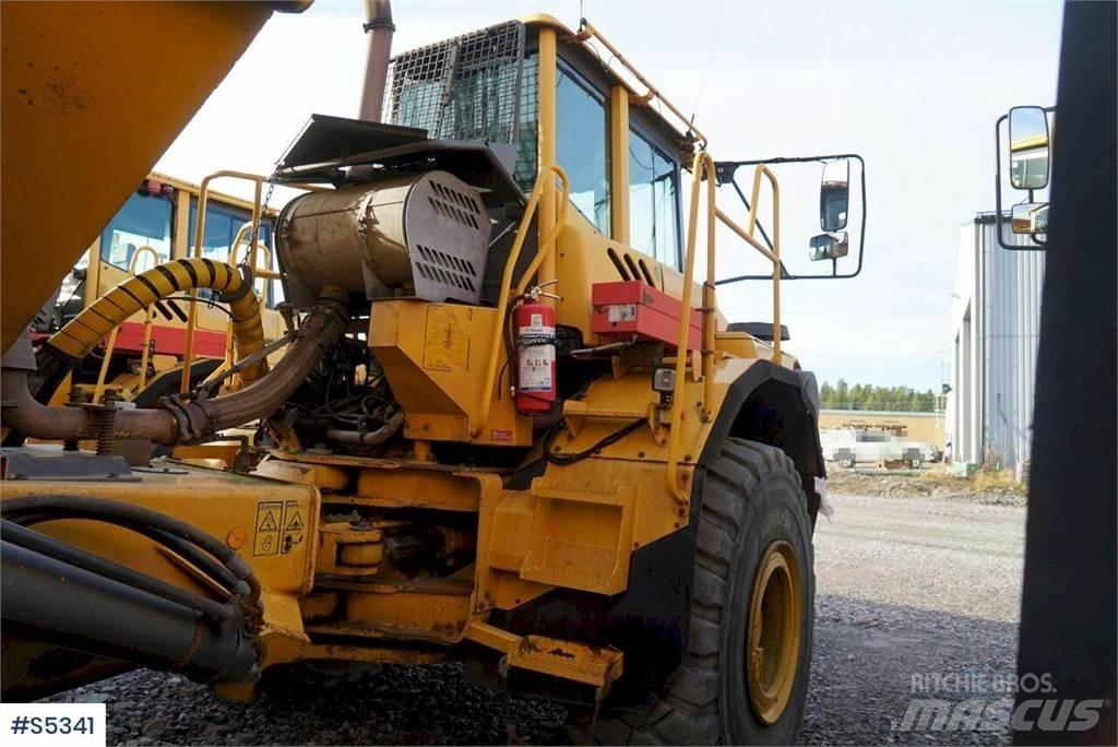 Volvo A35D 6x6 ساحبات مفصلية