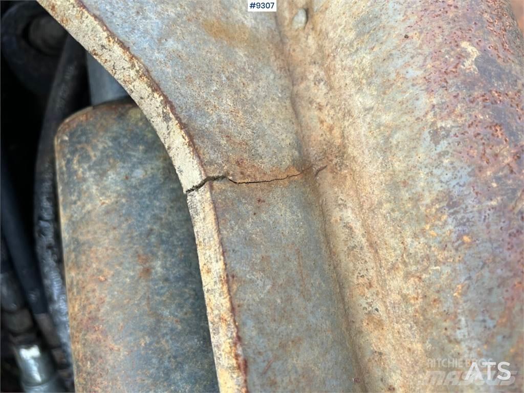 Volvo BM 6300 لوادر ذات جرافات عكسية