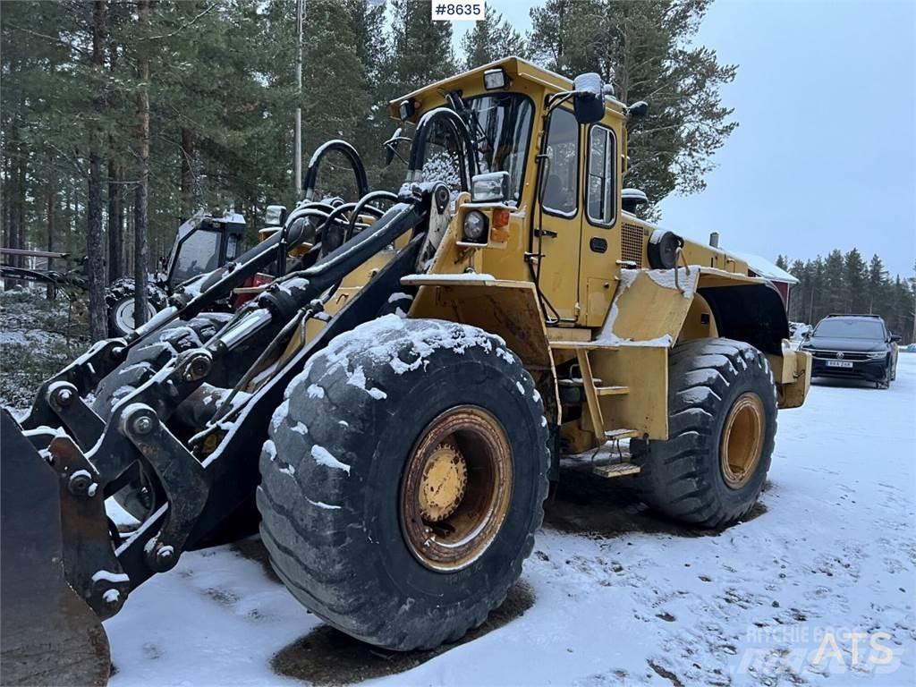 Volvo BM L120 بلدوزرات بعجلات