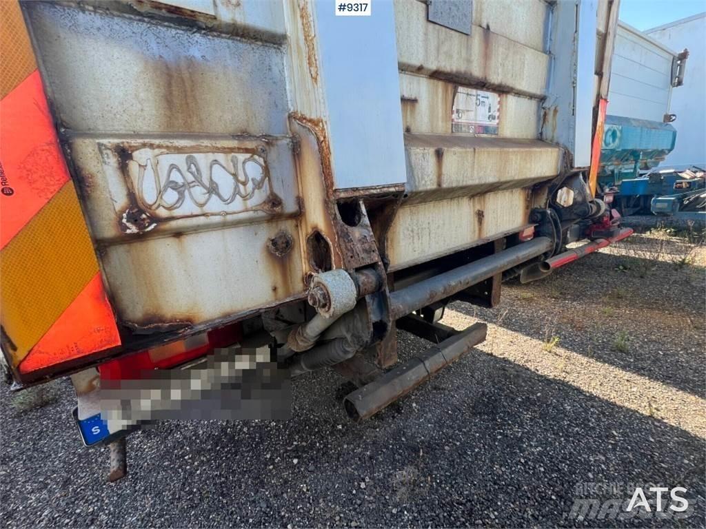 Volvo FM 340 4X2 شاحنات ذات هيكل صندوقي