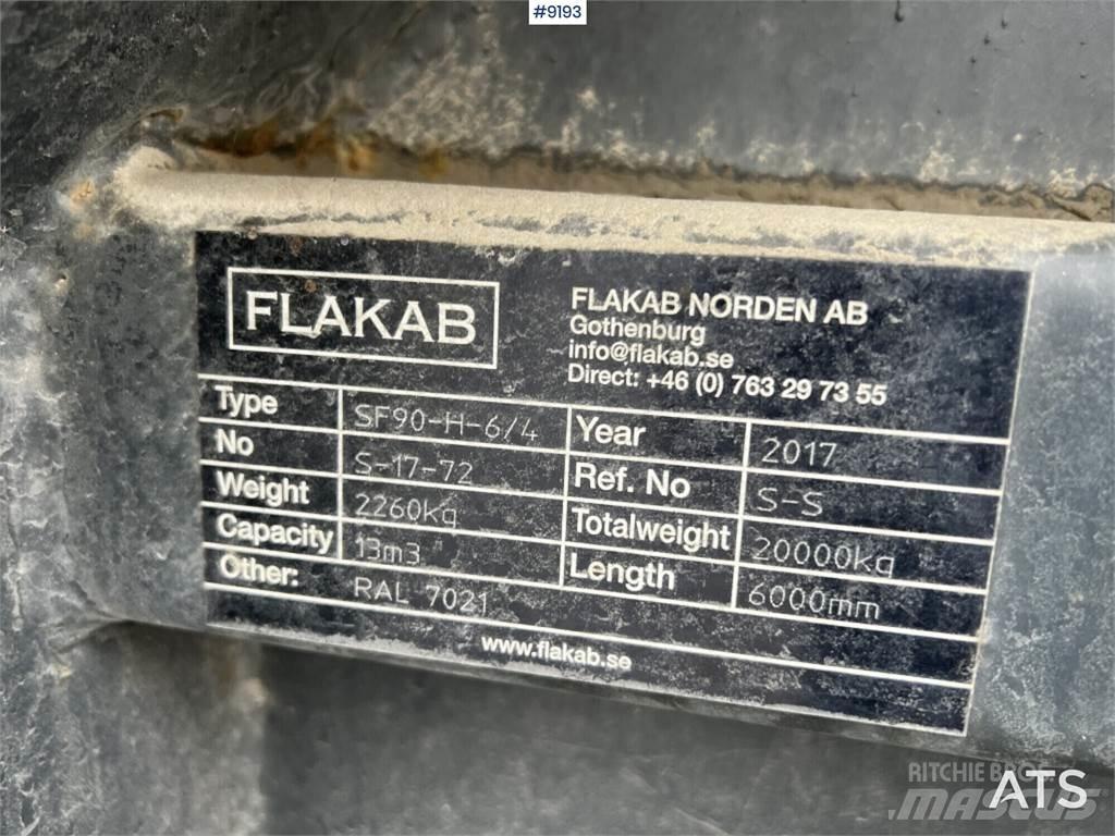 Volvo FM 6x2 شاحنات الرافعات