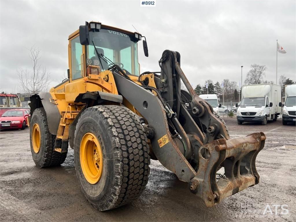 Volvo L110E لوادر بعجل