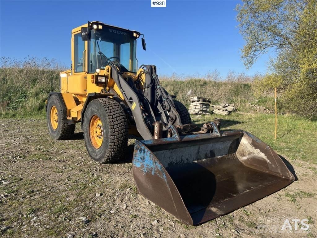 Volvo L50D بلدوزرات بعجلات