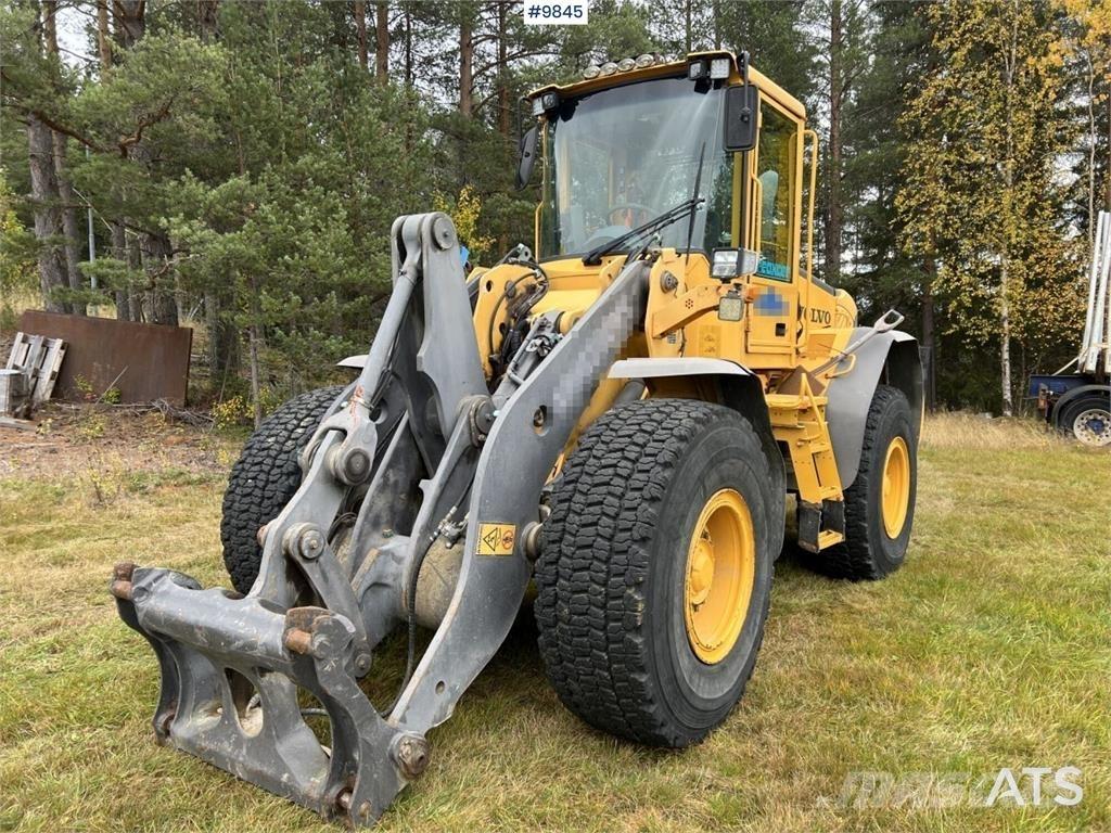 Volvo L90E لوادر بعجل
