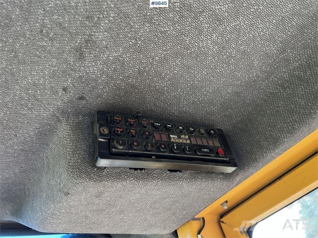 Volvo L90E لوادر بعجل