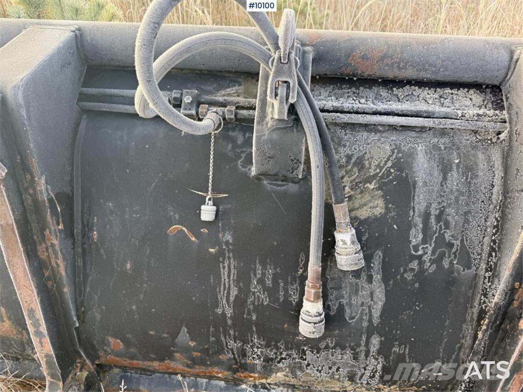 Volvo Stora BM دلاء