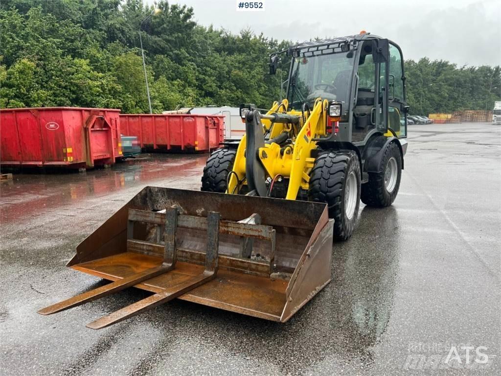 Wacker Neuson WL52 لوادر بعجل