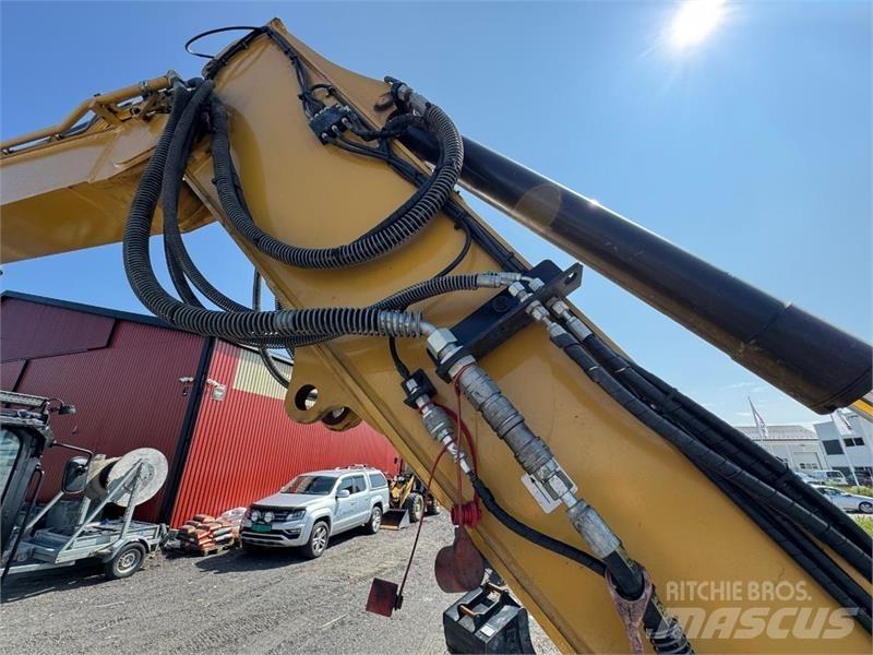 CAT 307.5 حفارات زحافة