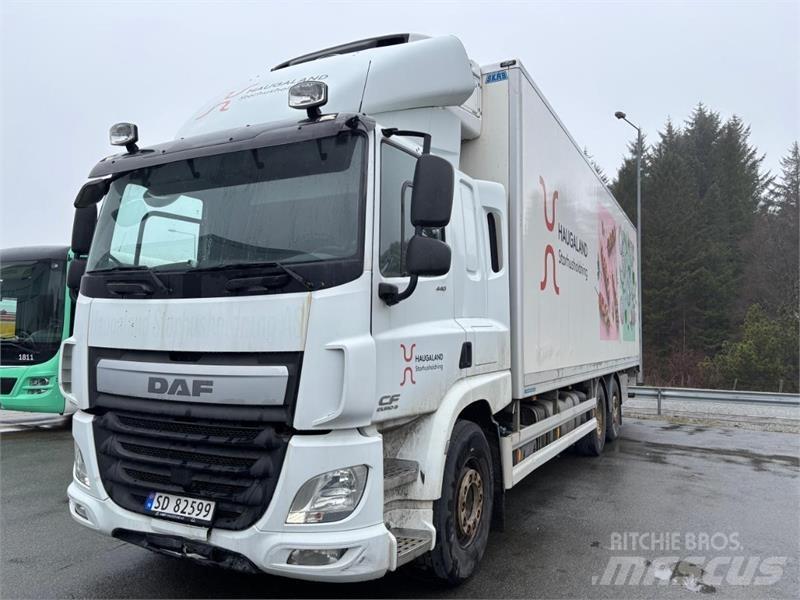 DAF CF شاحنات ذات هيكل صندوقي