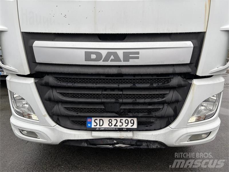 DAF CF شاحنات ذات هيكل صندوقي
