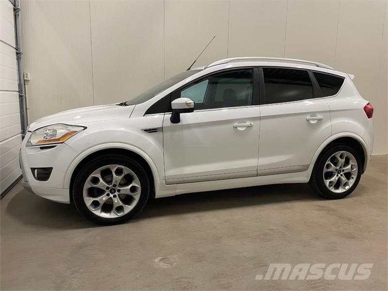 Ford Kuga سيارات