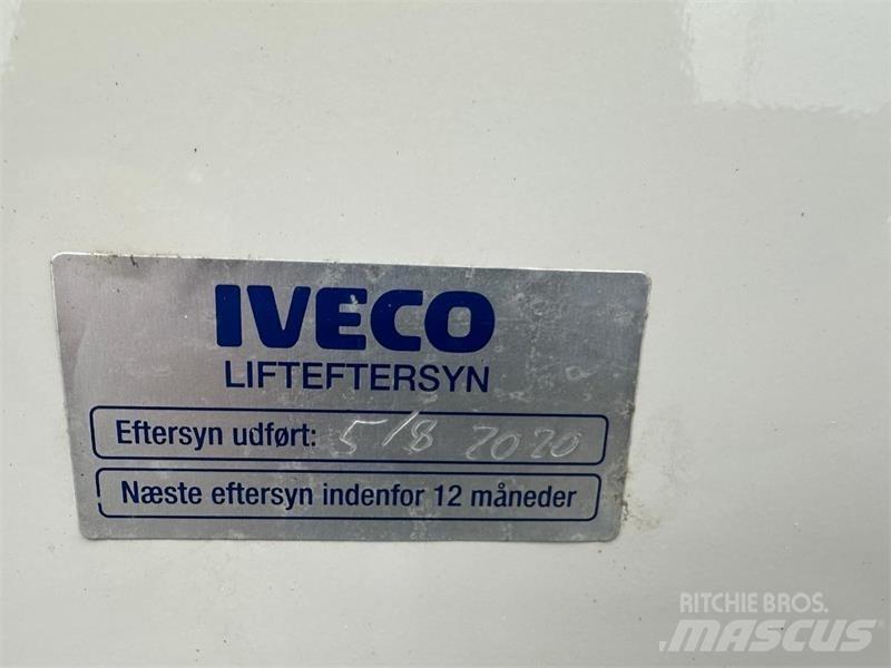 Iveco Daily شاحنات ذات هيكل صندوقي