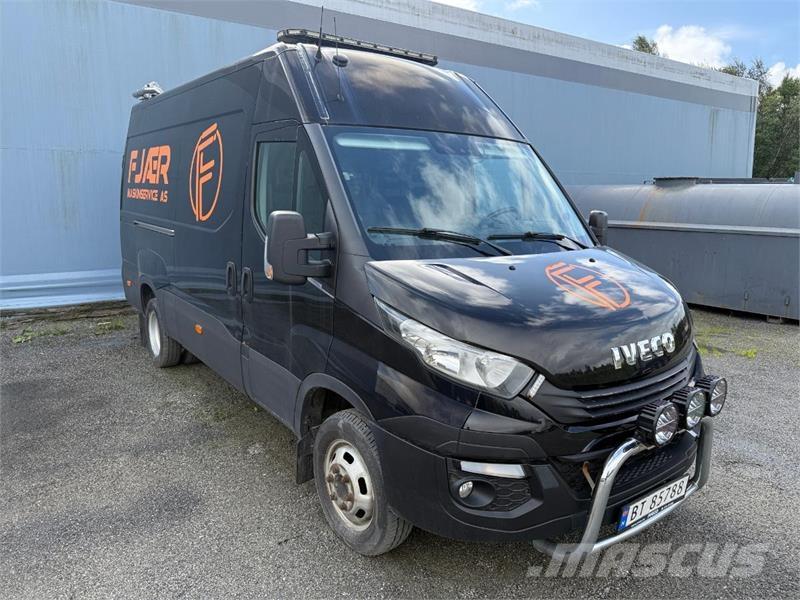 Iveco Daily سيارات