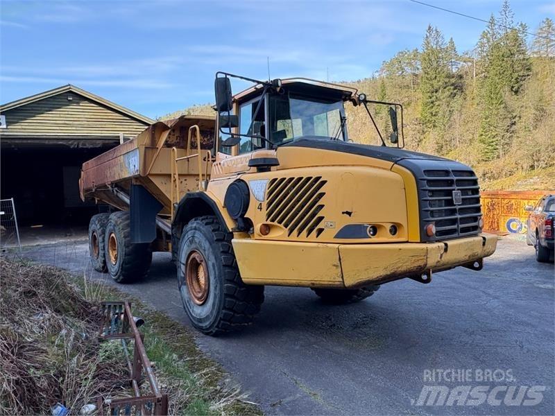 Volvo A35D عربات نقل قلابة للمواقع