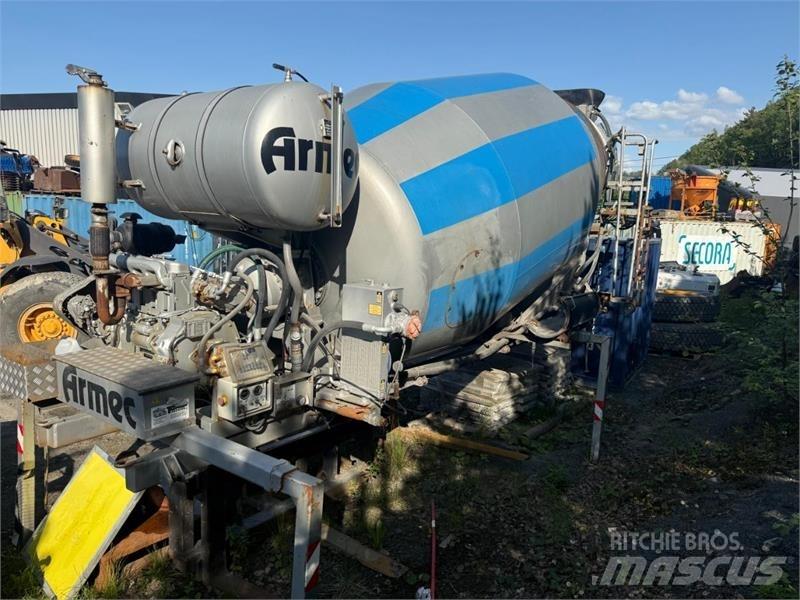Volvo Armec شاحنات أخرى