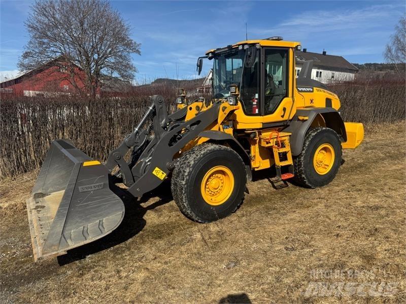 Volvo L70H لوادر بعجل