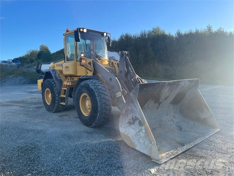 Volvo L90E لوادر بعجل