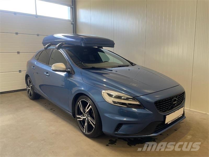 Volvo V40 سيارات