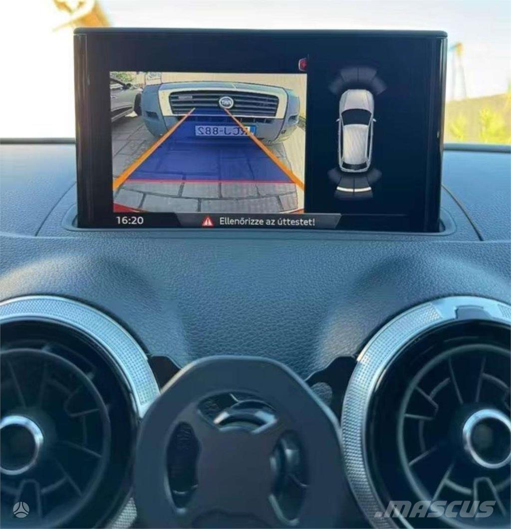 Audi  معدات النقل - غير ذلك