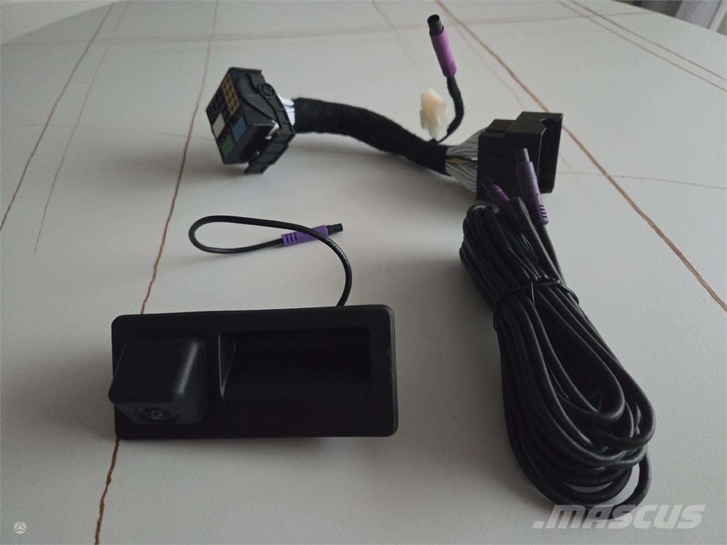 Audi  معدات النقل - غير ذلك