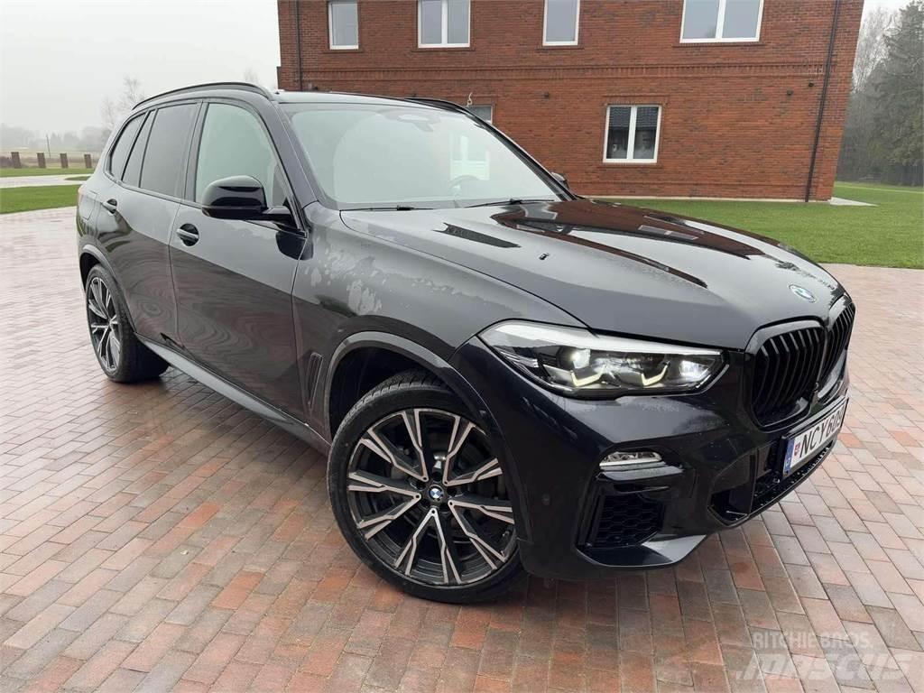 BMW  سيارات