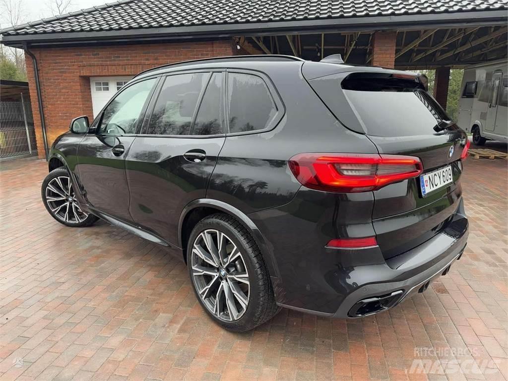 BMW  سيارات