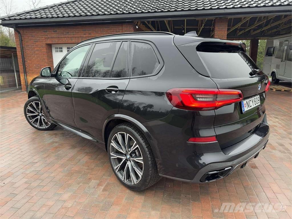BMW  سيارات