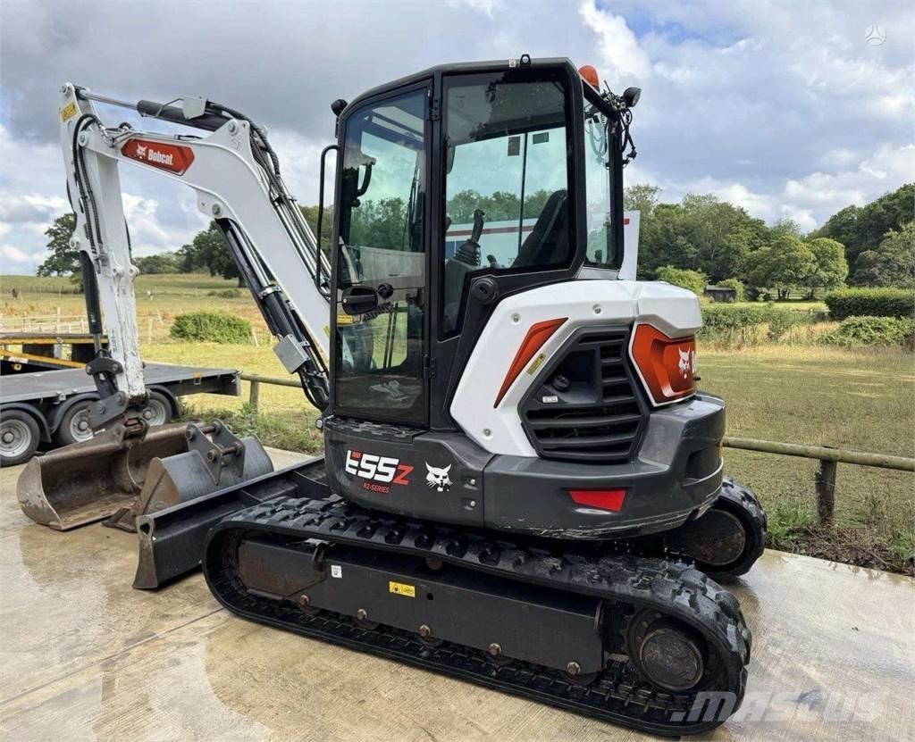 Bobcat E55 حفارات زحافة