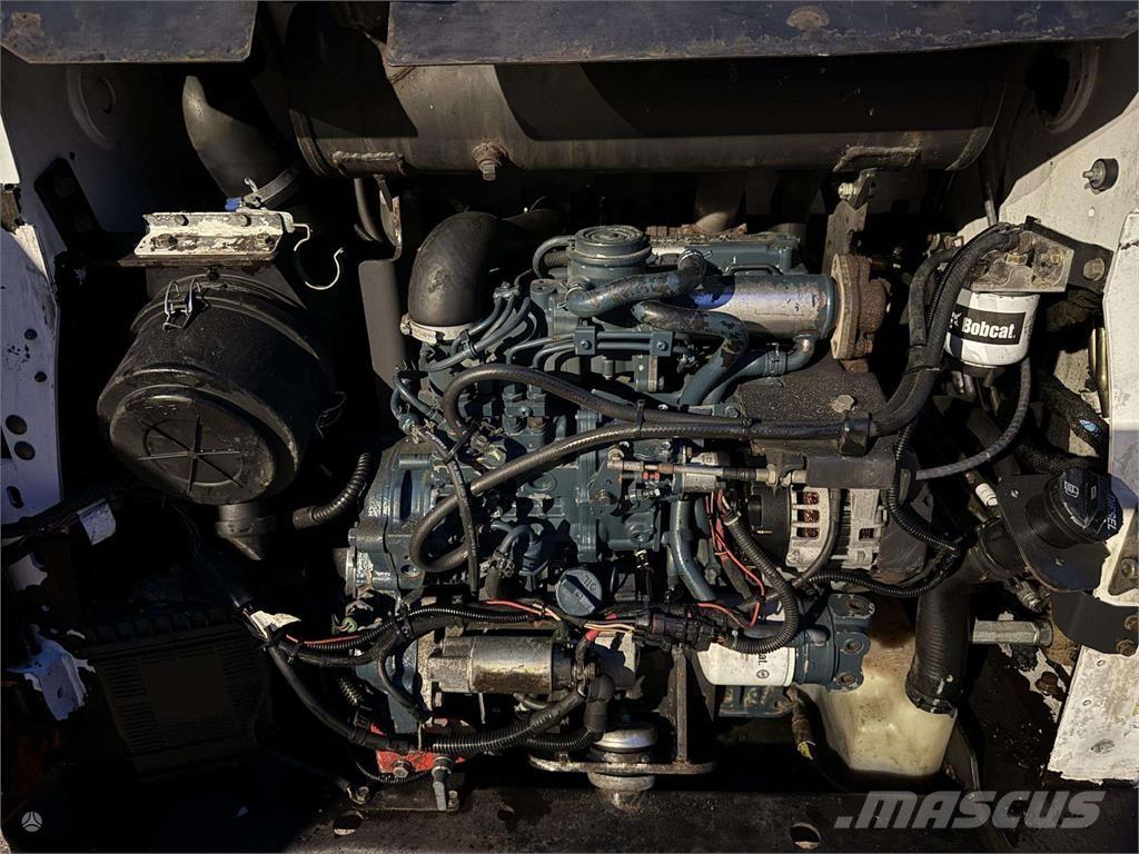 Bobcat S570 لوادر صغيرة