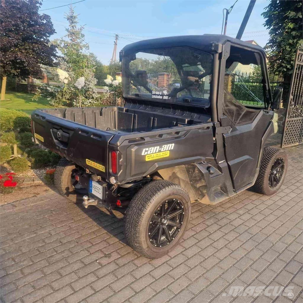 Can-am  مركبات لجميع التضاريس