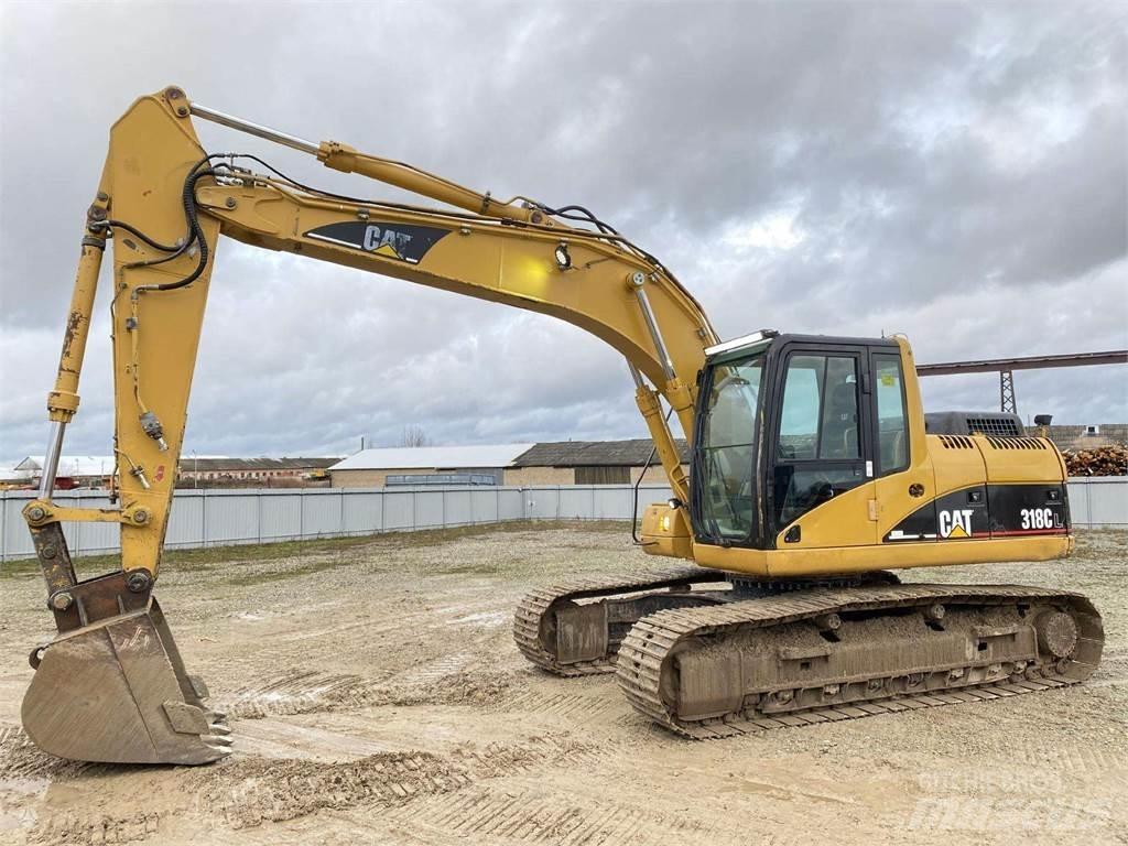 CAT 318 CL حفارات زحافة