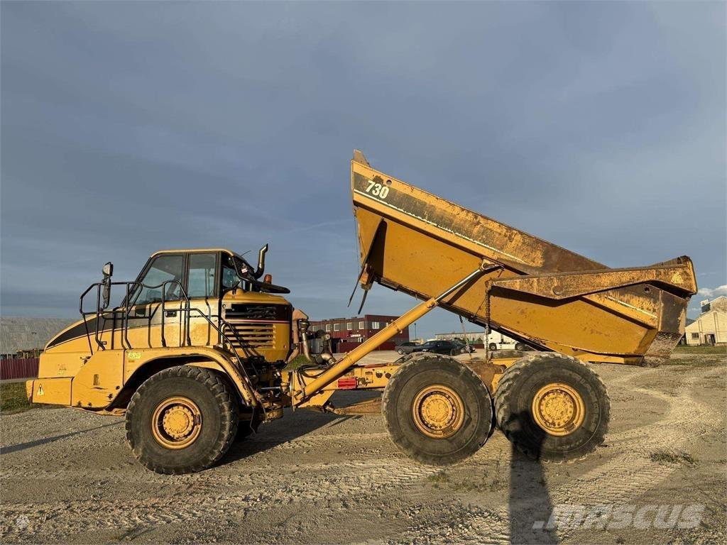 CAT 730 ساحبات مفصلية