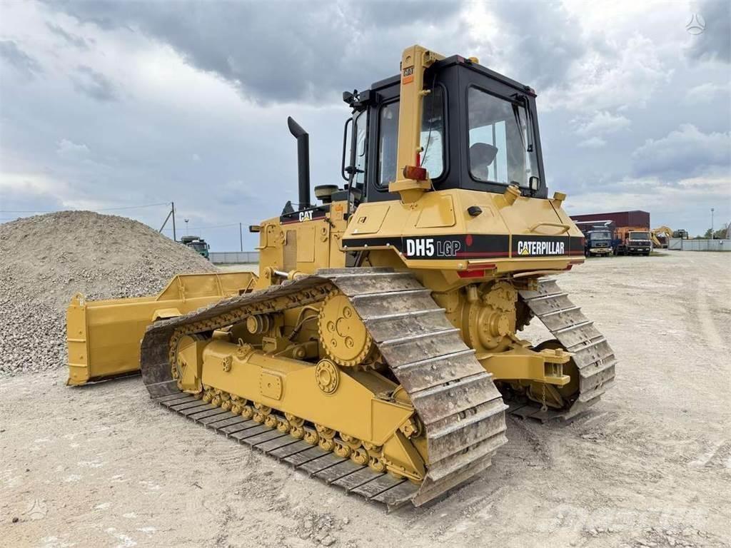 CAT D5H LGP بلدوزرات مجنزرة